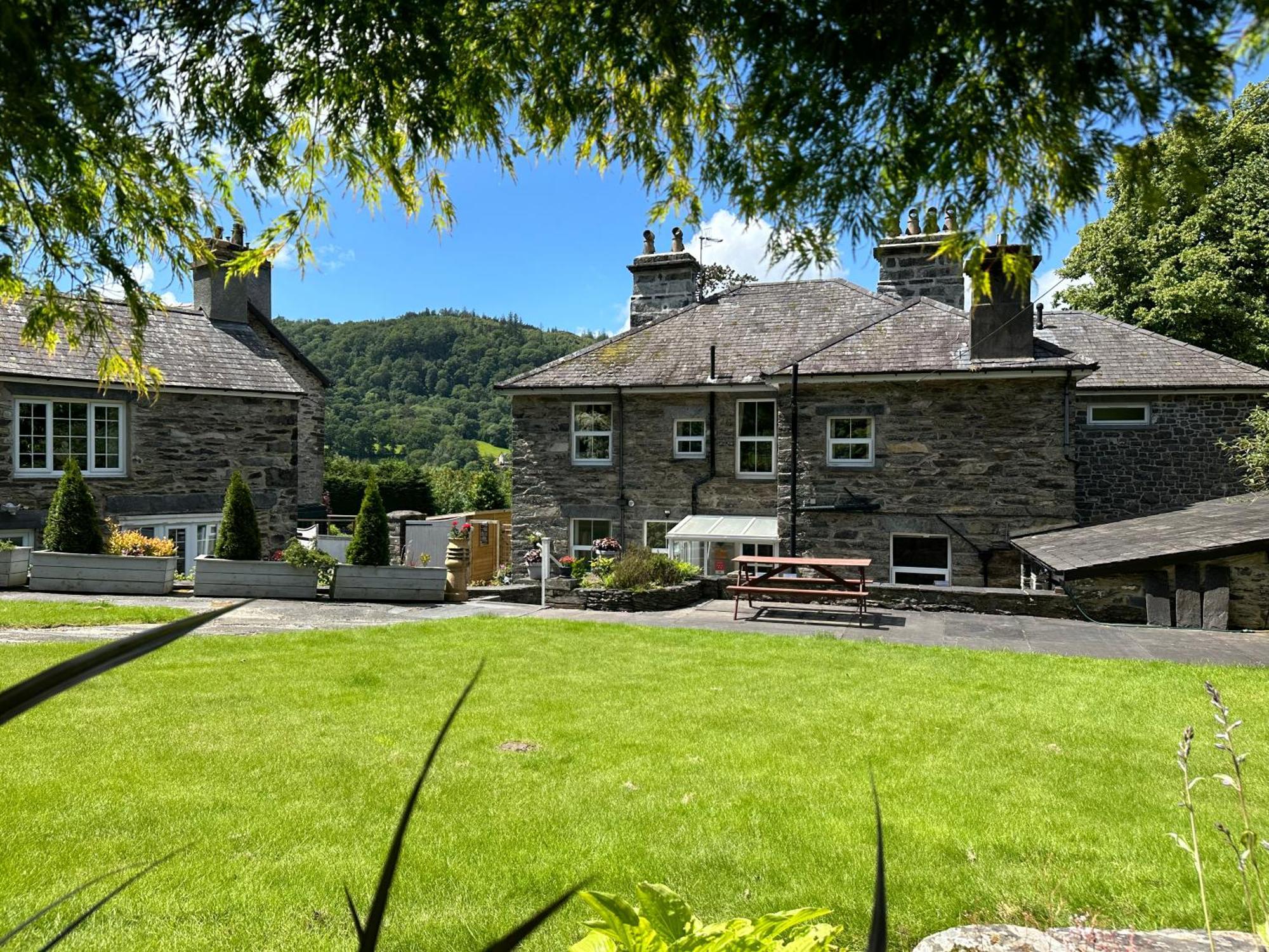 Tyn Y Fron 6 Bedroom House In Betws-Y-Coed Snowdonia المظهر الخارجي الصورة